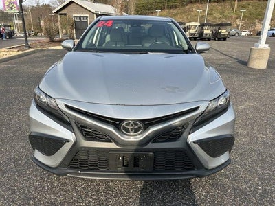 2024 Toyota Camry SE Auto AWD (Natl)