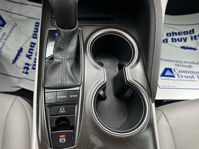 2023 Toyota Camry SE Auto AWD (Natl)