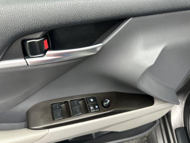 2023 Toyota Camry SE Auto AWD (Natl)