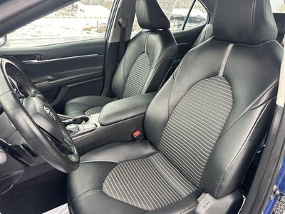 2023 Toyota Camry SE Auto (Natl)