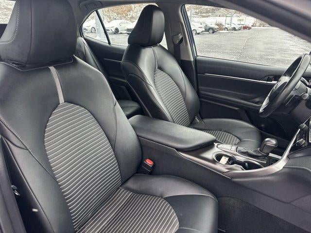 2023 Toyota Camry SE Auto (Natl)