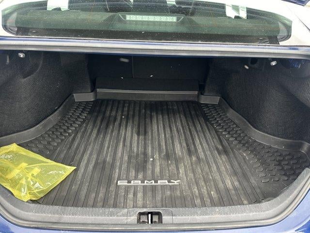 2023 Toyota Camry SE Auto (Natl)