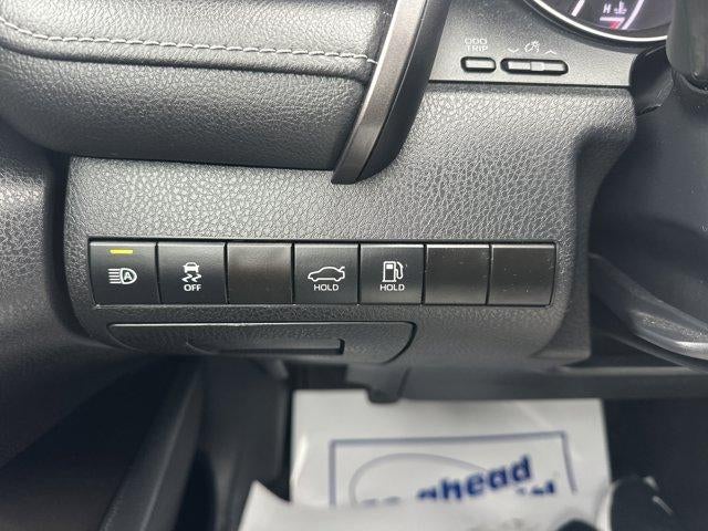 2023 Toyota Camry SE Auto (Natl)