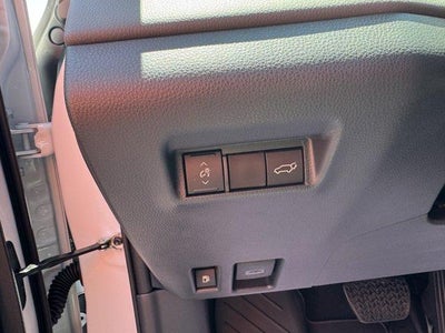 2026 Toyota RAV4 SE AWD (Natl)