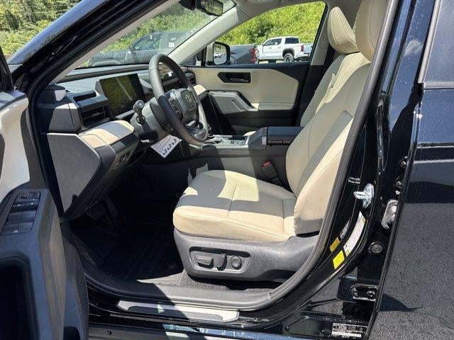 2026 Toyota RAV4 XLE Premium AWD (Natl)