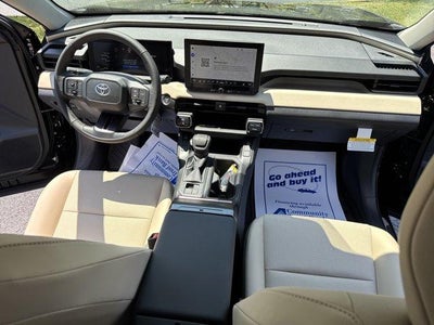 2026 Toyota RAV4 XLE Premium AWD (Natl)