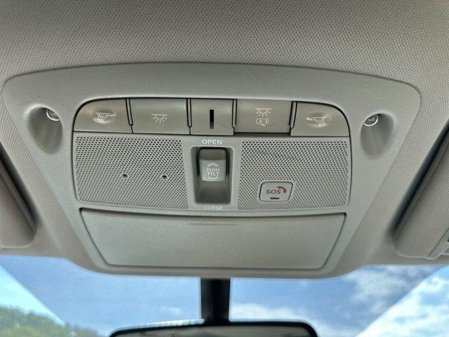2017 Nissan Murano 2017.5 AWD Platinum