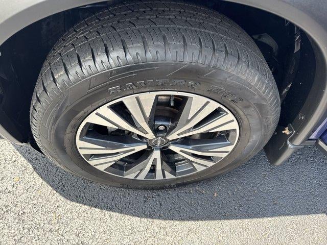 2023 Nissan Rogue AWD SV *Ltd Avail*