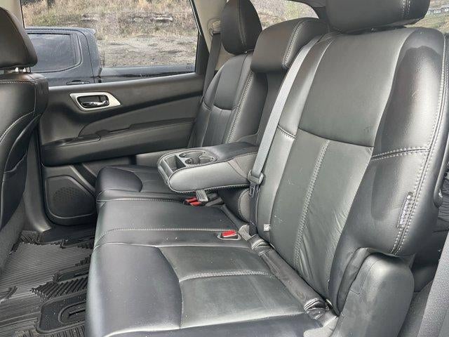 2018 Nissan Pathfinder 4x4 SL