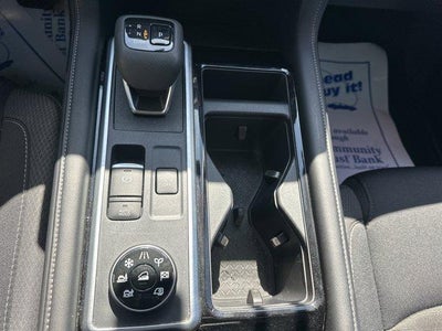 2025 Nissan Pathfinder SV 4WD