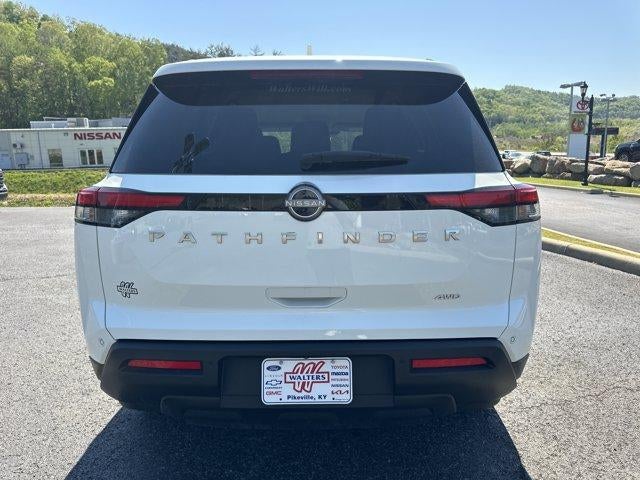 2025 Nissan Pathfinder SV 4WD