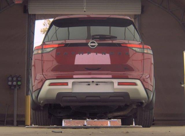 2024 Nissan Pathfinder SL 2WD