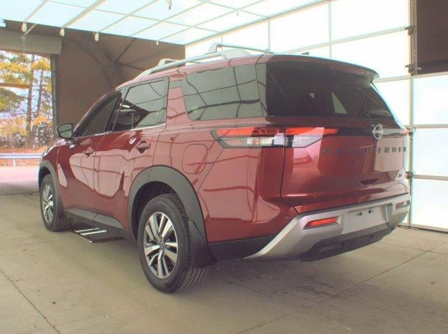2024 Nissan Pathfinder SL 2WD