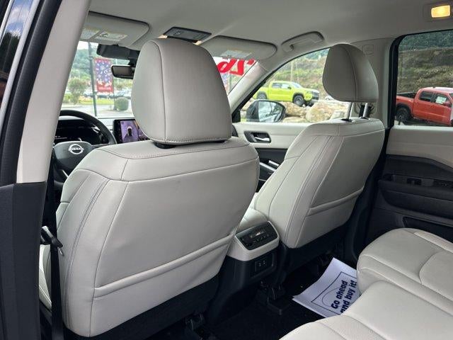 2026 Nissan Pathfinder SL 4WD