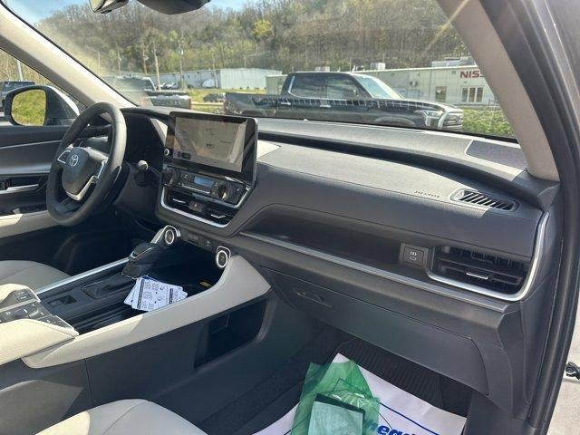 2026 Toyota Grand Highlander XLE AWD (Natl)