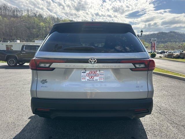 2026 Toyota Grand Highlander XLE AWD (Natl)