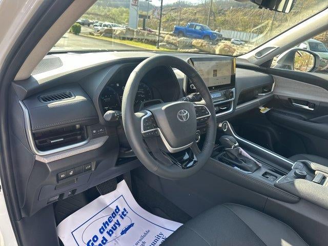 2026 Toyota Grand Highlander Platinum AWD (Natl)