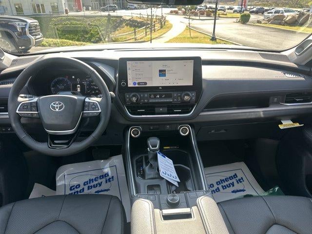 2026 Toyota Grand Highlander Platinum AWD (Natl)