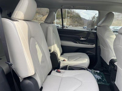 2026 Toyota Grand Highlander Limited AWD (Natl)