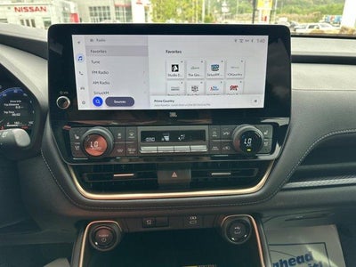 2025 Toyota Grand Highlander LE FWD (Natl)