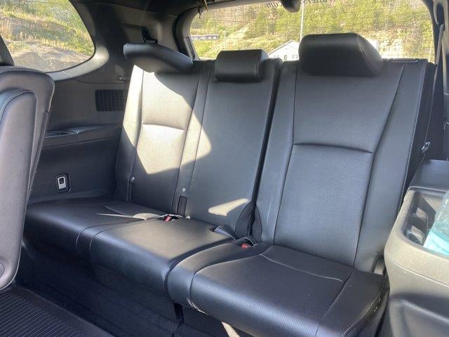 2025 Toyota Grand Highlander LE FWD (Natl)