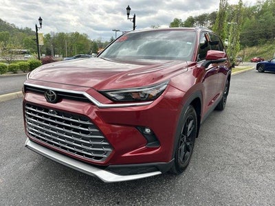 2025 Toyota Grand Highlander LE FWD (Natl)