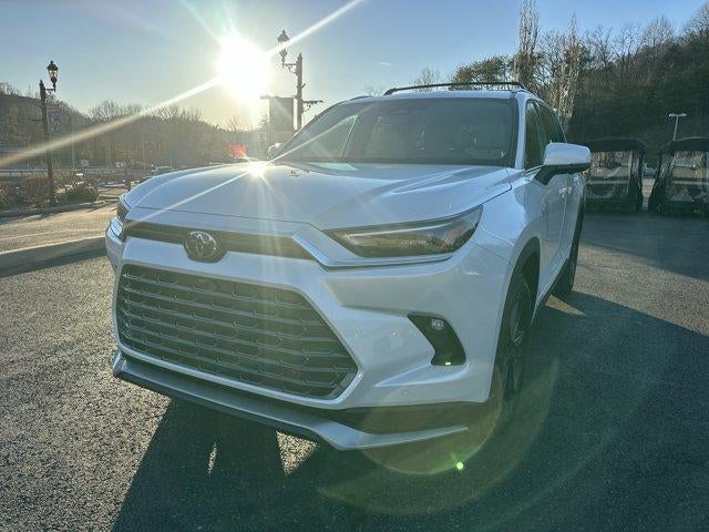 2026 Toyota Grand Highlander Hybrid MAX Platinum AWD (Natl)