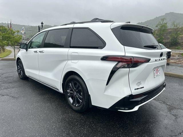 2025 Toyota Sienna XSE AWD 7-Passenger (Natl)