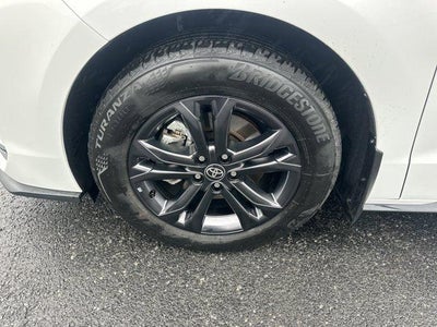 2025 Toyota Sienna XSE AWD 7-Passenger (Natl)