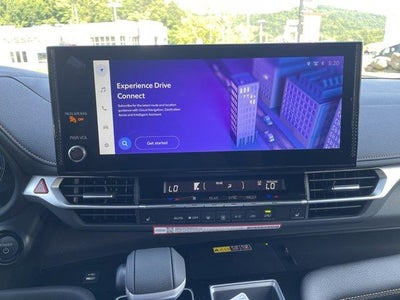 2026 Toyota Sienna Woodland Edition AWD 7-Passenger (Natl)