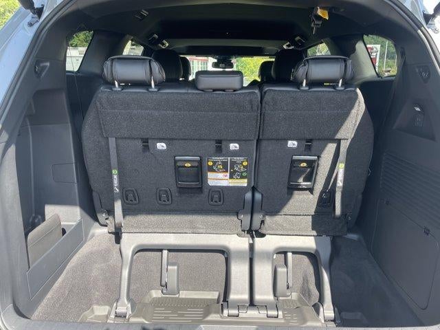 2026 Toyota Sienna Woodland Edition AWD 7-Passenger (Natl)