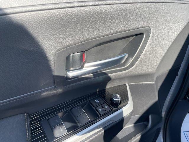 2026 Toyota Sienna Woodland Edition AWD 7-Passenger (Natl)