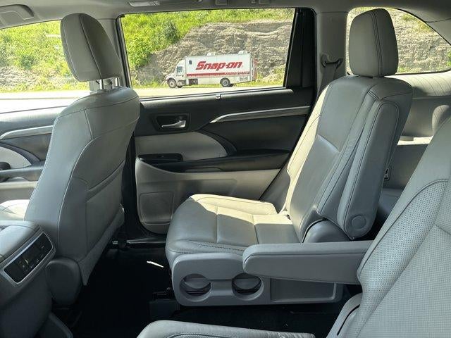 2019 Toyota Highlander Limited V6 AWD (Natl)
