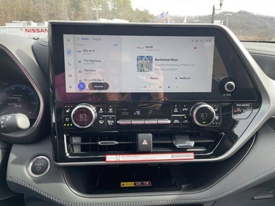 2026 Toyota Highlander Hybrid Platinum AWD (Natl)