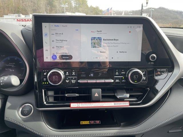 2026 Toyota Highlander Hybrid Platinum AWD (Natl)