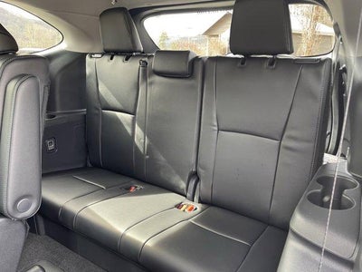 2026 Toyota Highlander Hybrid Platinum AWD (Natl)