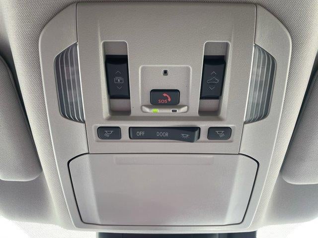 2026 Toyota Highlander Hybrid Platinum AWD (Natl)