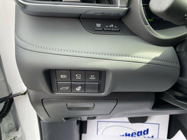 2026 Toyota Highlander Hybrid Platinum AWD (Natl)