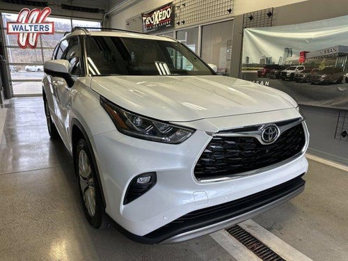 2026 Toyota Highlander Hybrid Platinum AWD (Natl)