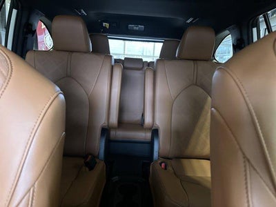 2026 Toyota Highlander Hybrid Platinum AWD (Natl)