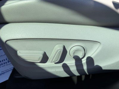 2021 Toyota Highlander XLE AWD (Natl)