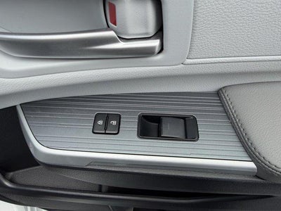 2025 Toyota Sienna XLE AWD 7-Passenger (Natl)