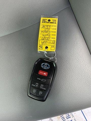 2025 Toyota Sienna XLE AWD 7-Passenger (Natl)