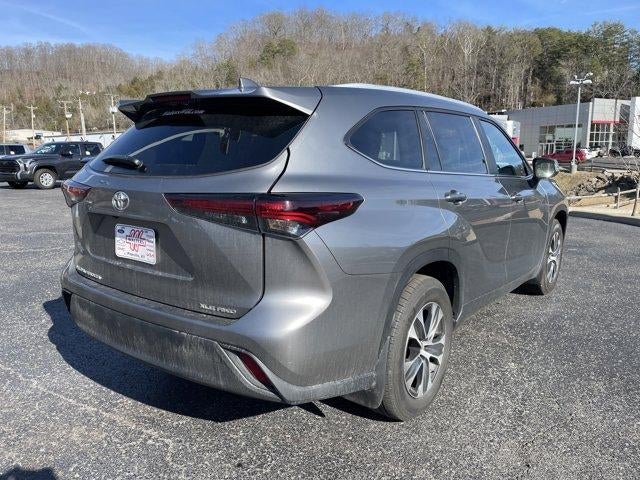 2025 Toyota Highlander XLE AWD (Natl)