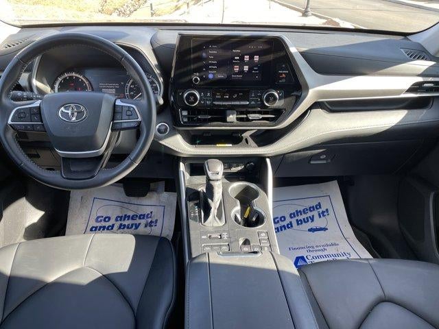 2025 Toyota Highlander XLE AWD (Natl)