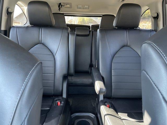 2025 Toyota Highlander XLE AWD (Natl)