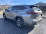 2025 Toyota Highlander XLE AWD (Natl)
