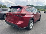 2025 Toyota Highlander LE AWD (SE)