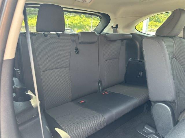 2025 Toyota Highlander LE AWD (SE)
