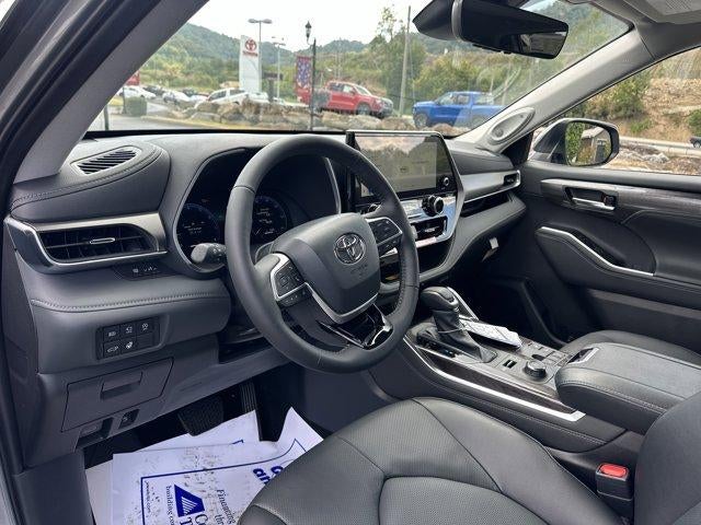 2025 Toyota Highlander Limited AWD (Natl)